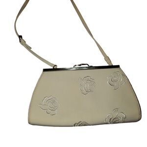 LIZ CLAIBORNE Vintage Cream Rose Snap ClSR Purse 70s/80s | Small Retro Accessory